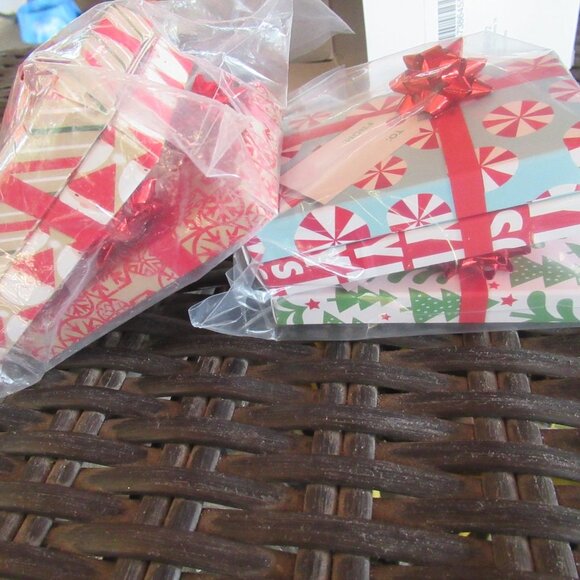 Holiday Gift Card Holder Box Bundle 18 Piece - Picture 3 of 3
